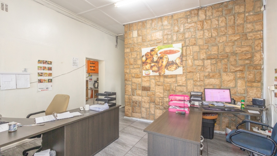 Commercial Property for Sale in Triangle Farm Western Cape